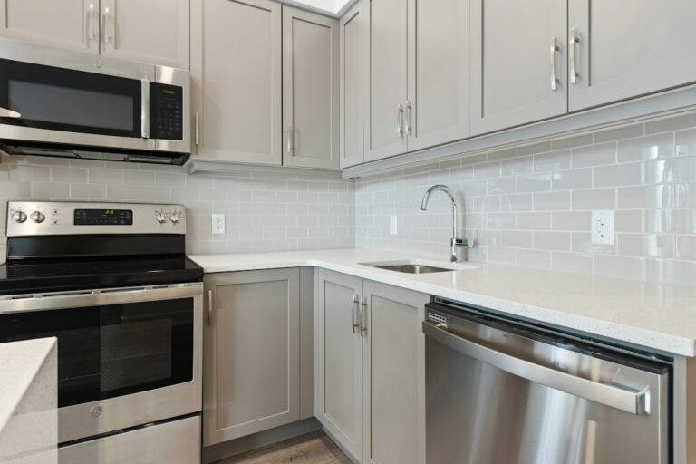 How to Choose the Right Kitchen Appliances for Your Needs